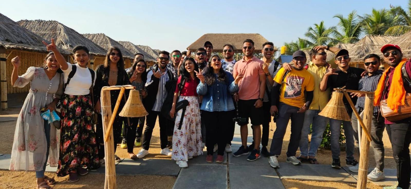 The King On The Rocks Resort Hampi Bagian luar foto